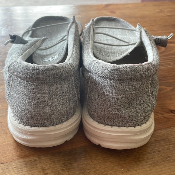 Hey Dude - Picture 3 of 5